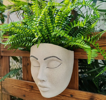 🌿 Face Wall Planter – Unique Hanging Plant Pot & Garden Décor